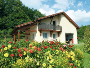 Holiday home in Le Haut Du Them a drive from nature reserve Haut-Du-Them-Château-Lambert